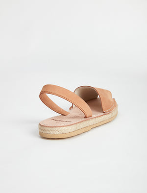 sand beige menorquina from back, son oliva
